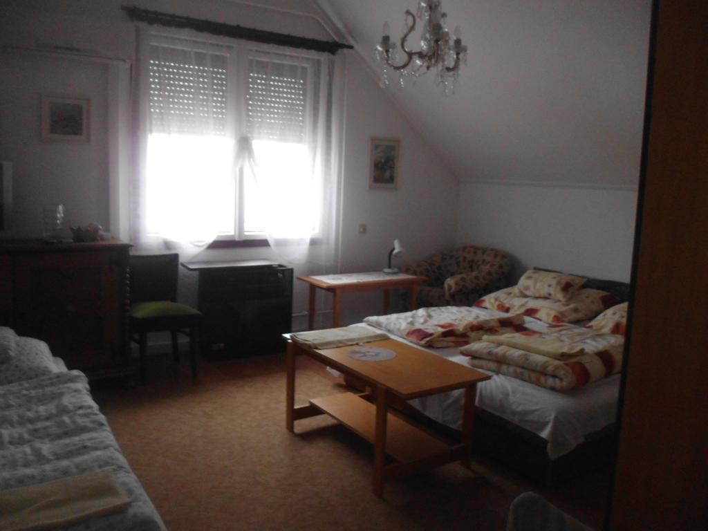 Sarkadi Apartman Hajduszoboszlo Ngoại thất bức ảnh